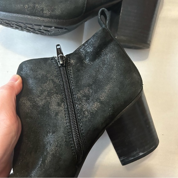 Sofft Ware Black Suede Ankle Heeled Boots Womens Size 9M Metallic Shimmer - Picture 4 of 7